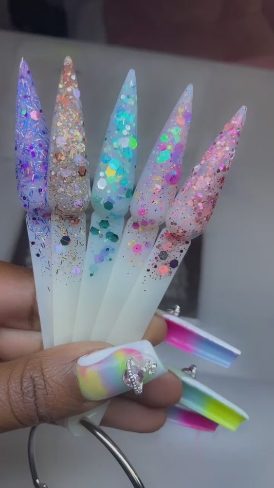 SPARKLE n’ GLISTEN XOLLECTION