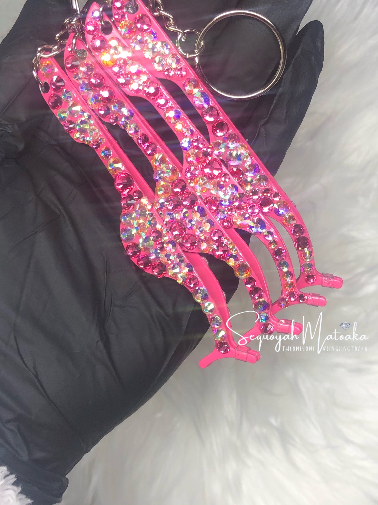 CARD TWEEZERS KEYCHAIN